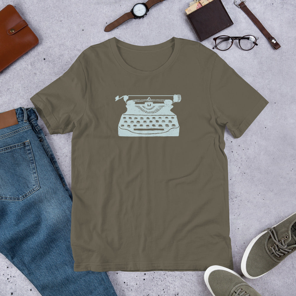 Retro Typewriter T-Shirt – Classic Literary Style