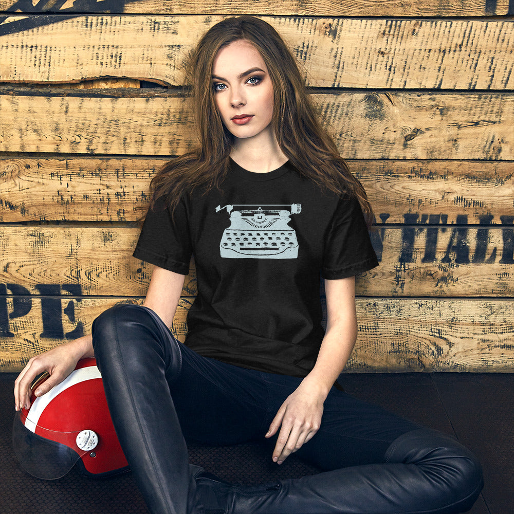 Retro Typewriter T-Shirt – Classic Literary Style