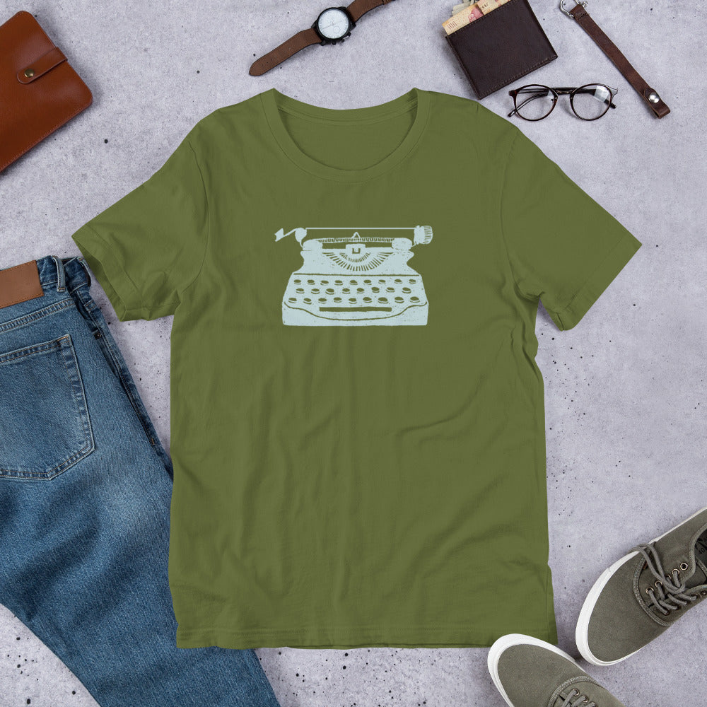 Retro Typewriter T-Shirt – Classic Literary Style